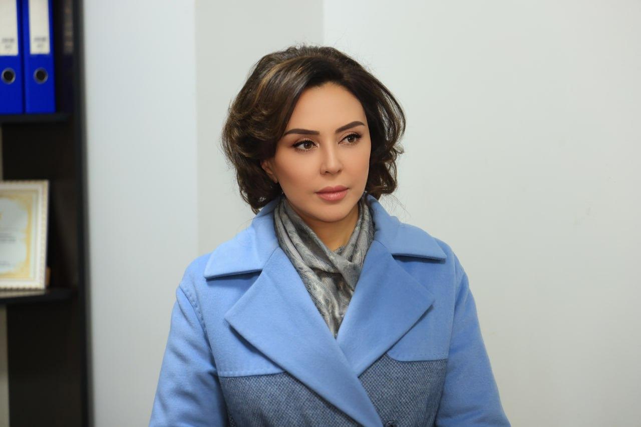 Бироздан сўнг Яккасарой тумани ҳокими Нилуфар Аллабергенова тумандаги ижтимоий объектларда оширилаётган қурилиш ва ободонлаштириш ишлари, фуқаролардан келиб тушаётган мурожаатлар, тумандаги маҳаллаларнинг ҳудудидаги ҳолатларни ўрганиш мақсадида жойларда ўрганиш олиб боради.