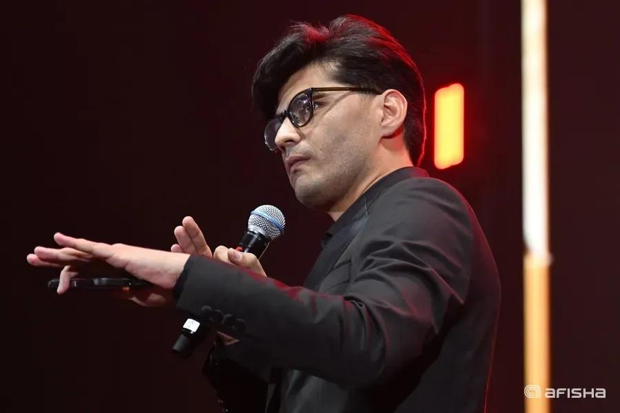 "Shakkar yil yakuni" stendap konserti